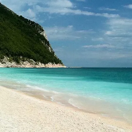 Casale Nicole Mare E Campagna Montemarciano